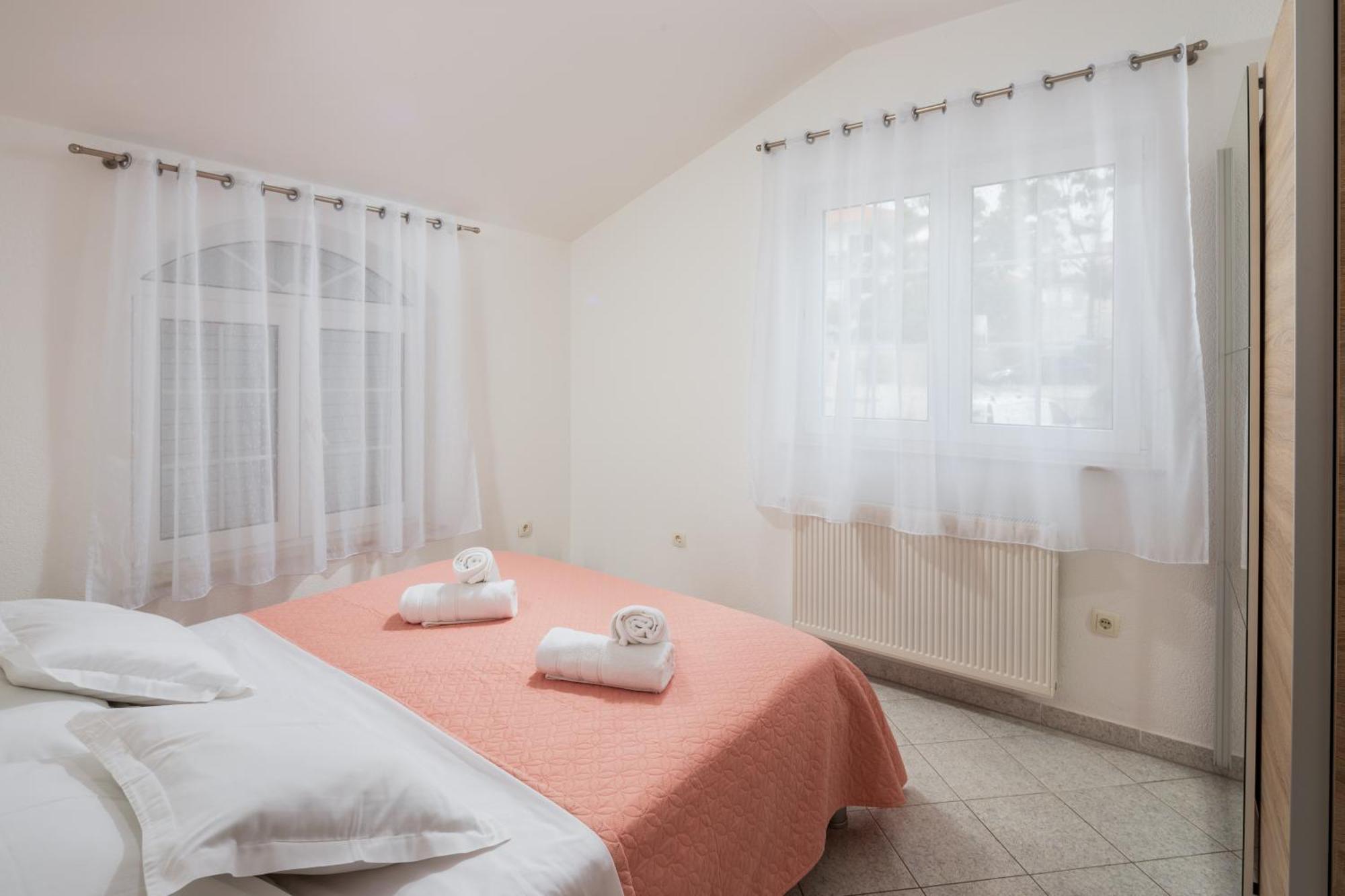 Villa Kristina Traù Esterno foto